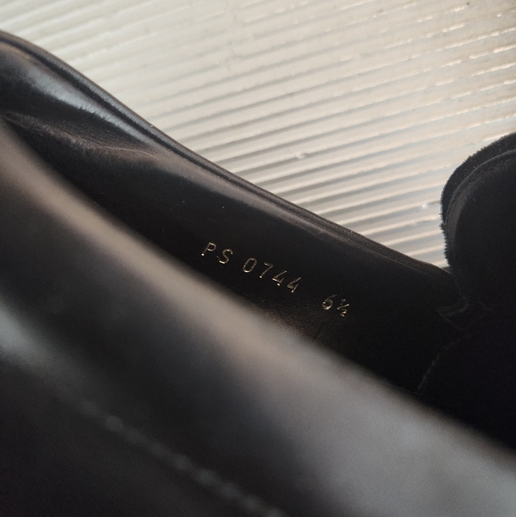 PRADA LEATHER LOAFERS - Picture 2 of 8